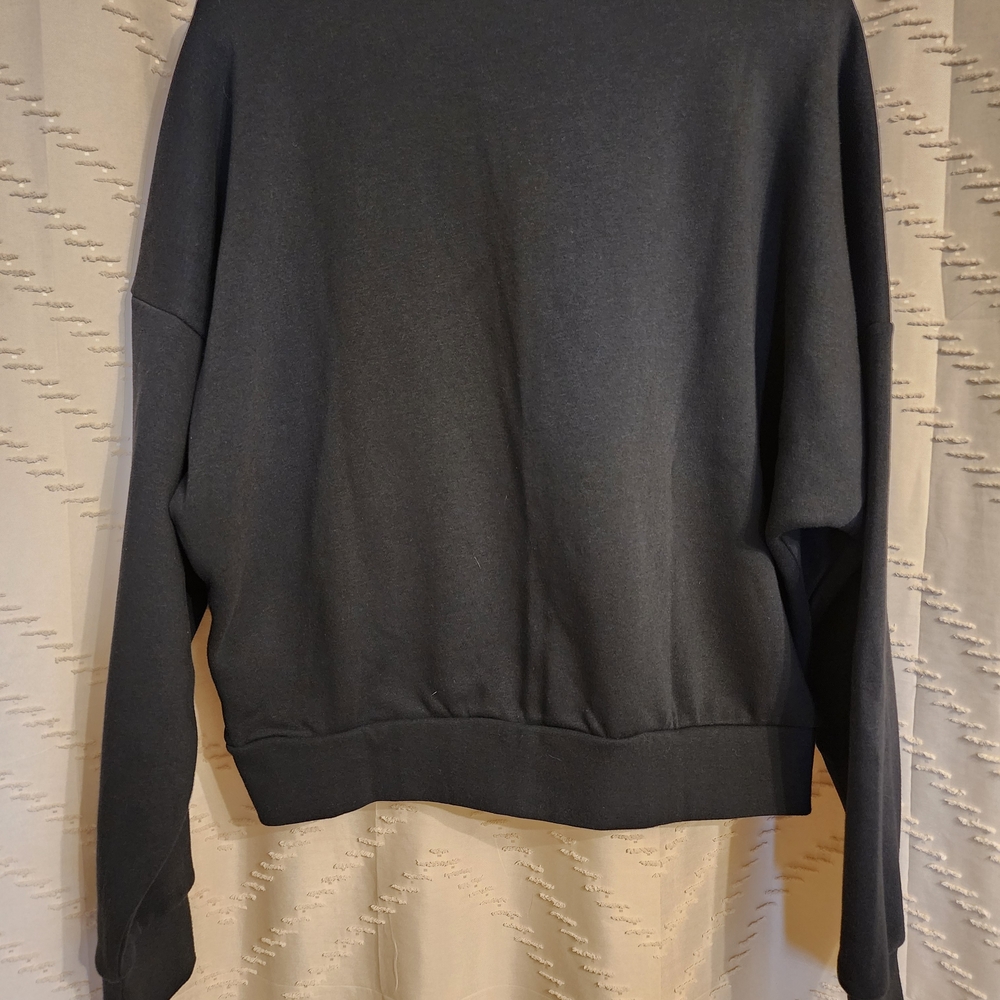 Adidas Black Sweatshirt - Picture 2 of 3